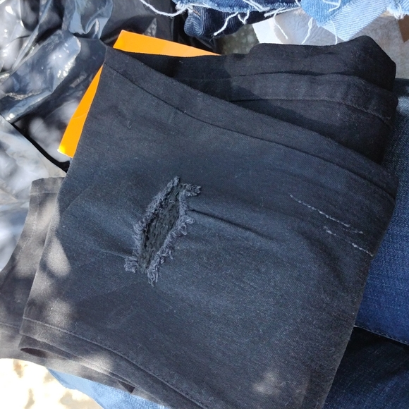 Jeans - Picture 2 of 2